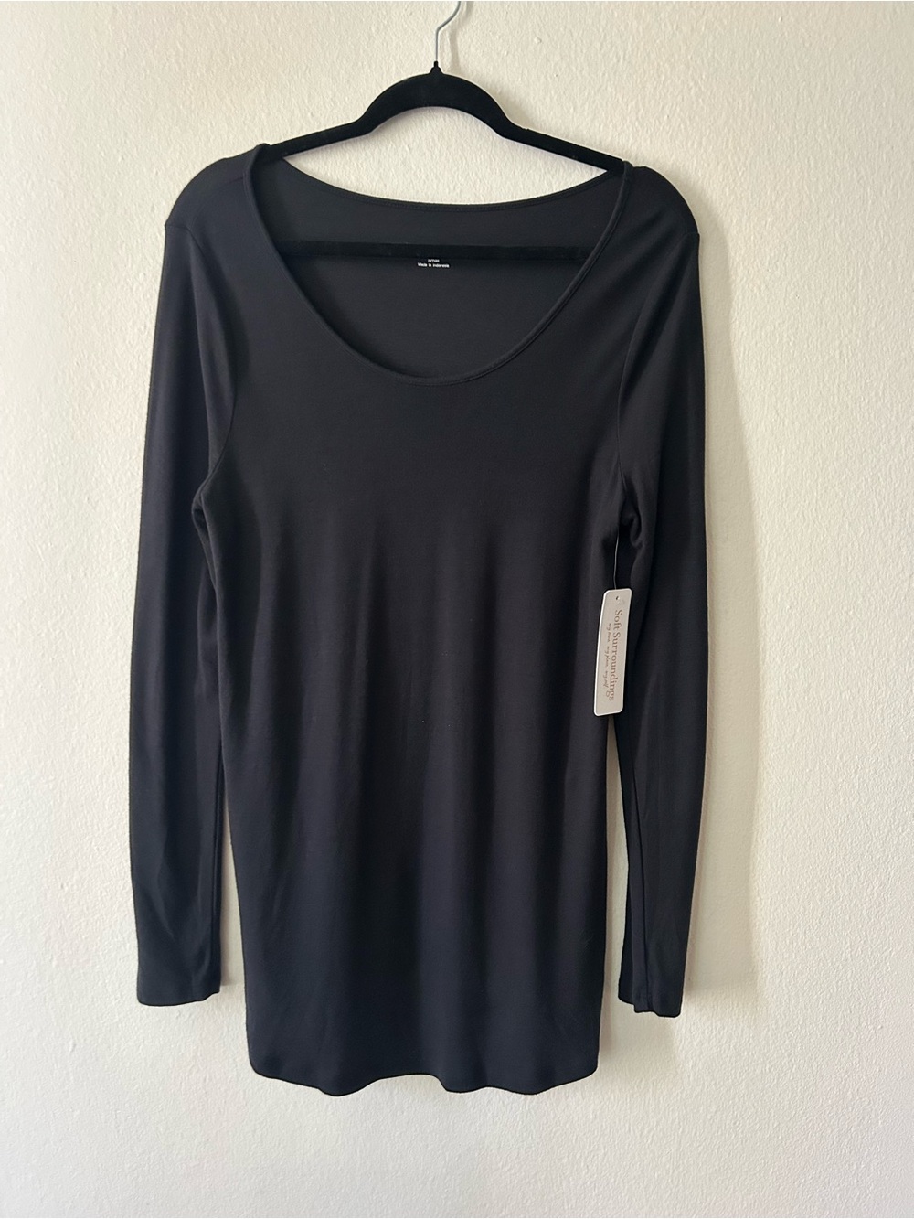 Soft Surroundings Minimalist Black Scoop Neck Long Sleeve Top Small NWT